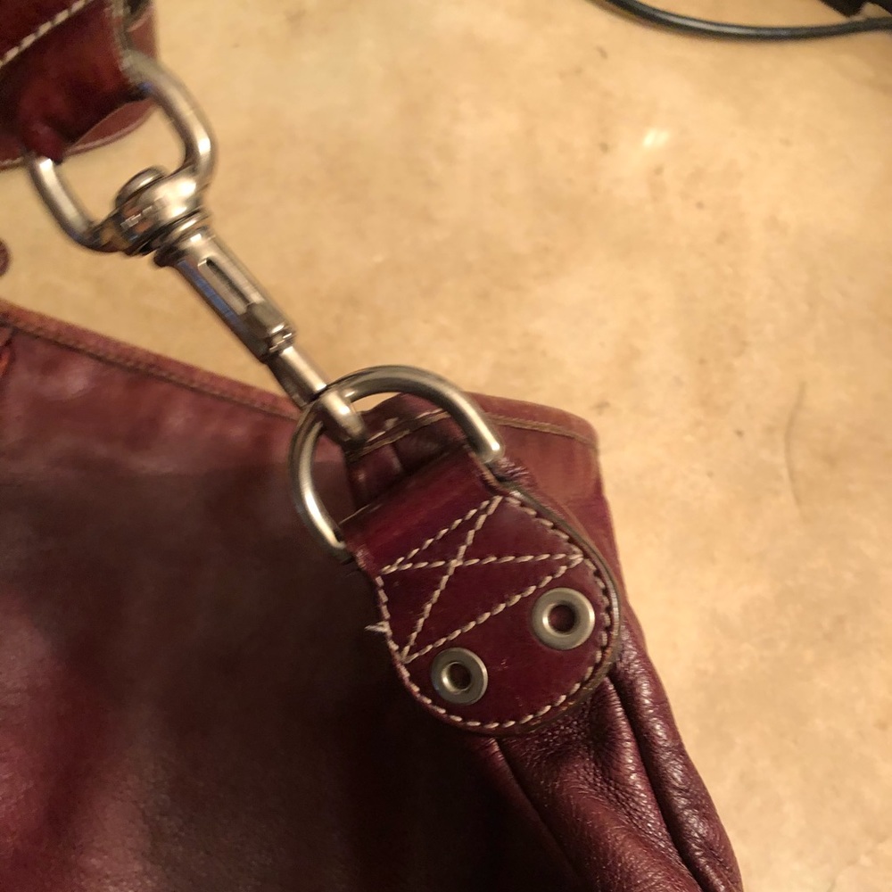 GUCCI - Picture 3 of 16